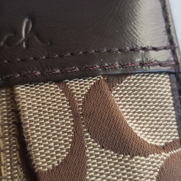 Coach wallet with logo fabric and a button snap close - Picture 11 of 11